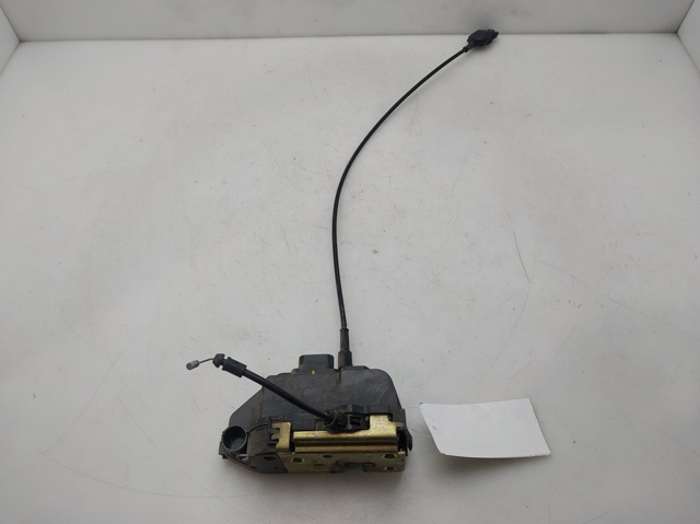 Zamek drzwi przednich prawych 8200119121 RENAULT