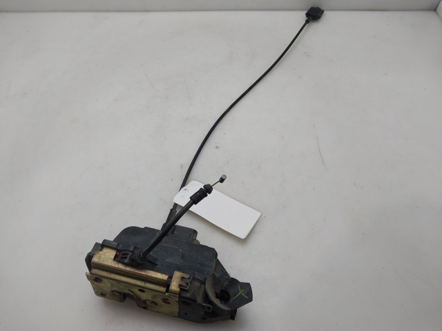 Zamek drzwi przednich lewych 8200119122 RENAULT