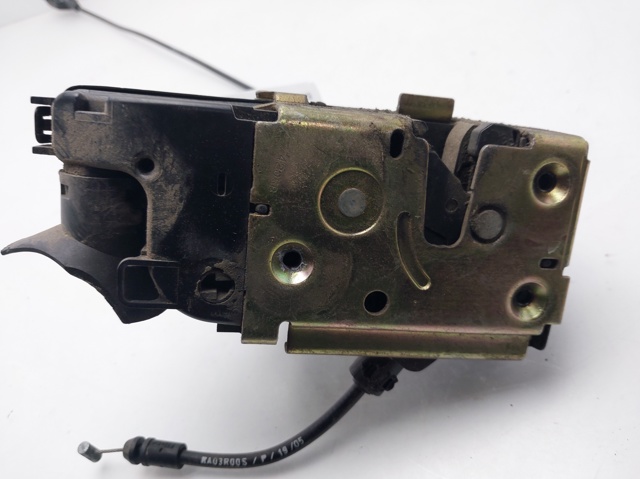 Zamek drzwi przednich lewych 8200119122 RENAULT