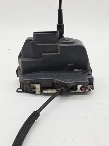 Zamek drzwi tylnych prawych 8200119332 RENAULT