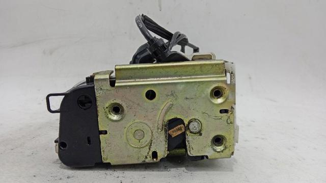 Zamek drzwi tylnych prawych 8200119332 RENAULT