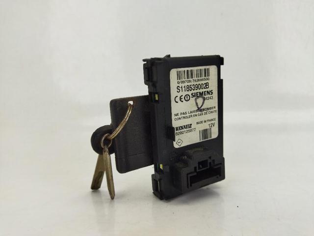 Stacyjka zapłonowa 8200125077 RENAULT