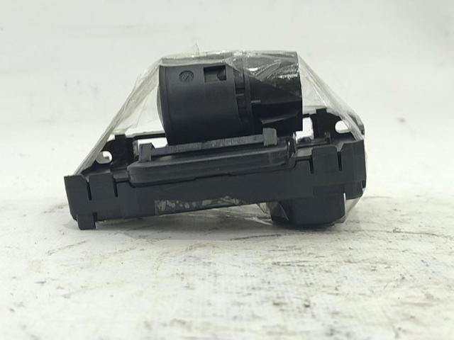 Stacyjka zapłonowa 8200125077 RENAULT