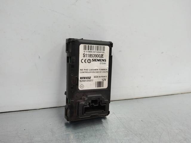 Stacyjka zapłonowa 8200125077 RENAULT