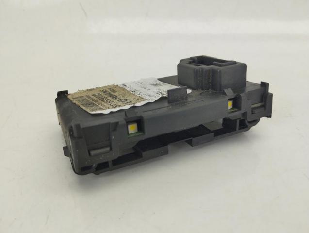 Stacyjka zapłonowa 8200125077 RENAULT