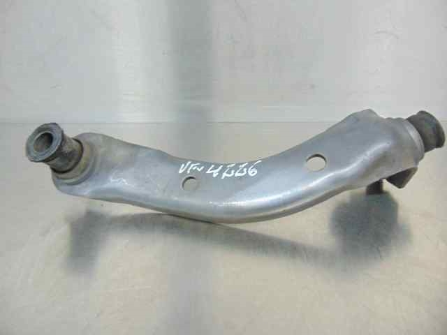 Wspornik przedniej belki 8200127321 RENAULT