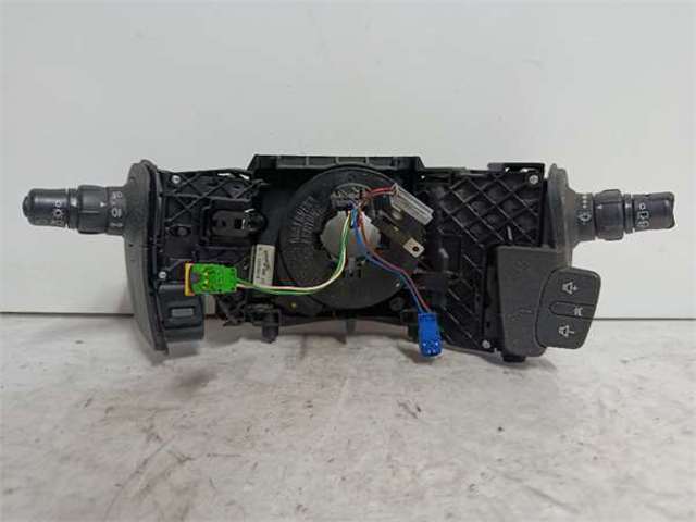 Przełącznik zespolony, w komplecie 8200127727 RENAULT