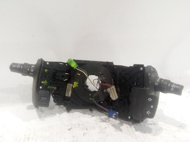 Przełącznik zespolony, w komplecie 8200127727 RENAULT