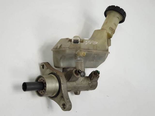Zbiorniczek głównego cylindra hamulcowego (płynu hamulcowego) 8200129956 RENAULT