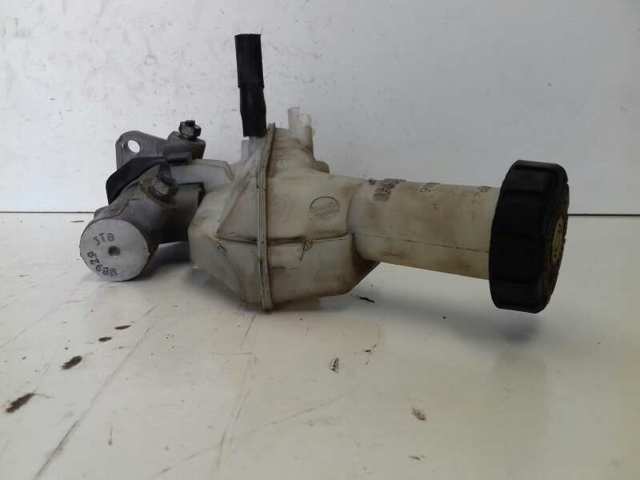Zbiorniczek głównego cylindra hamulcowego (płynu hamulcowego) 8200129956 RENAULT
