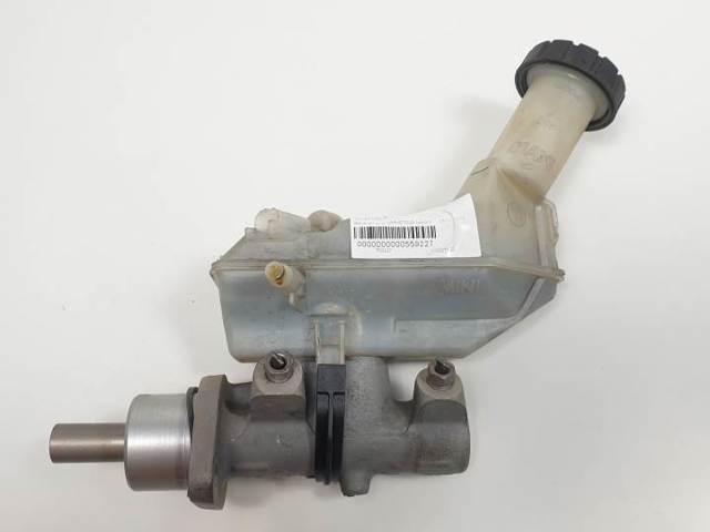Zbiorniczek głównego cylindra hamulcowego (płynu hamulcowego) 8200129956 RENAULT