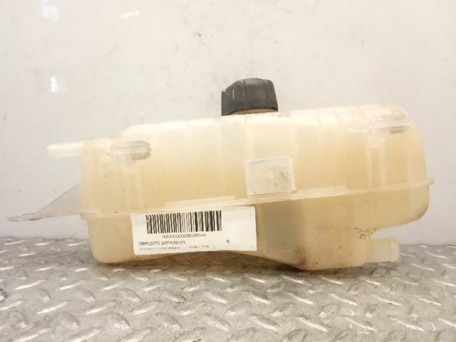 Zbiorniczek głównego cylindra hamulcowego (płynu hamulcowego) 8200129956 RENAULT