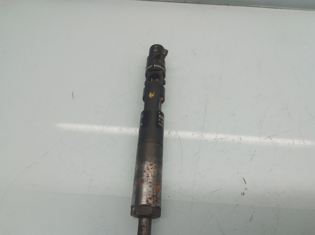 Wtryskiwacz paliwa 8200132793 RENAULT