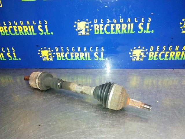 Półoś napędowa przednia lewa 8200133292 RENAULT