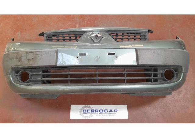 Zderzak przedni 8200139528 RENAULT