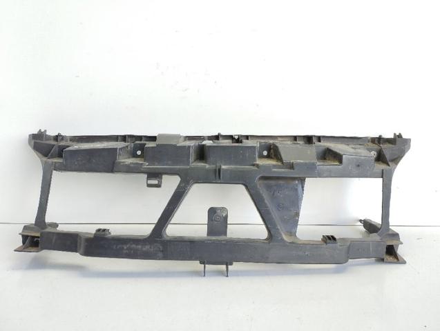 Osłona chłodnicy kompletna (panel mocowania reflektorów) 8200140174 RENAULT