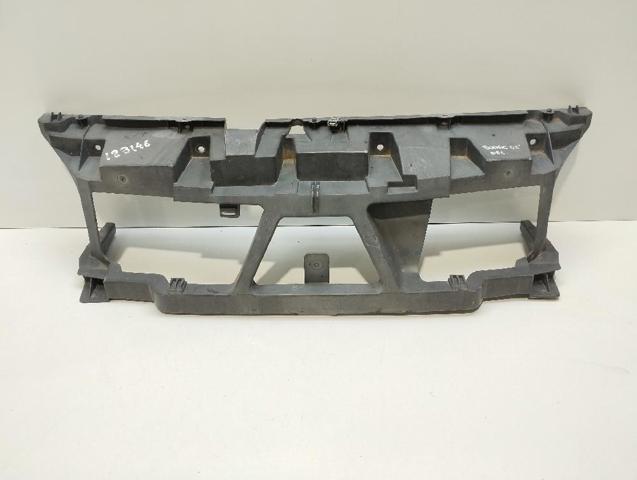 Osłona chłodnicy kompletna (panel mocowania reflektorów) 8200140174 RENAULT