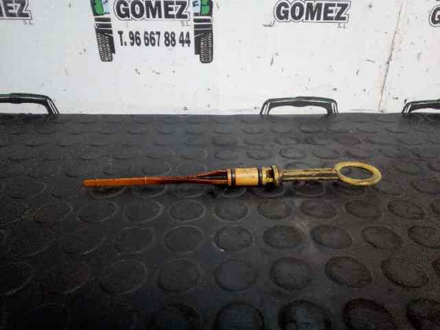 Bagnet poziomu oleju w silniku 8200141457 RENAULT