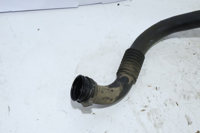 Przewód (króciec) intercoolera 8200142349 RENAULT