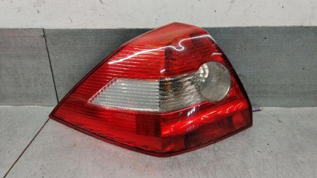 Lampa zespolona tylna lewa 8200142682 RENAULT