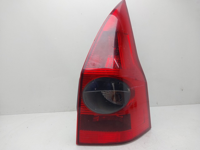 Lampa zespolona tylna prawa 8200142683 RENAULT