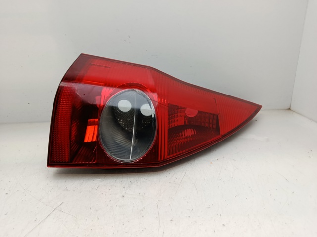 Lampa zespolona tylna lewa 8200142684 RENAULT