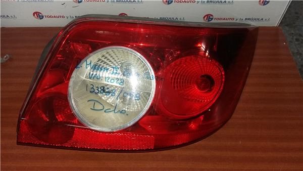 Lampa zespolona tylna prawa 8200142687 RENAULT