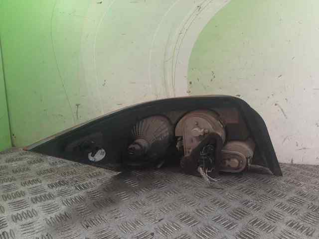 Lampa zespolona tylna prawa 8200142687 RENAULT
