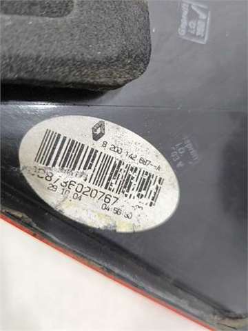 Lampa zespolona tylna prawa 8200142687 RENAULT