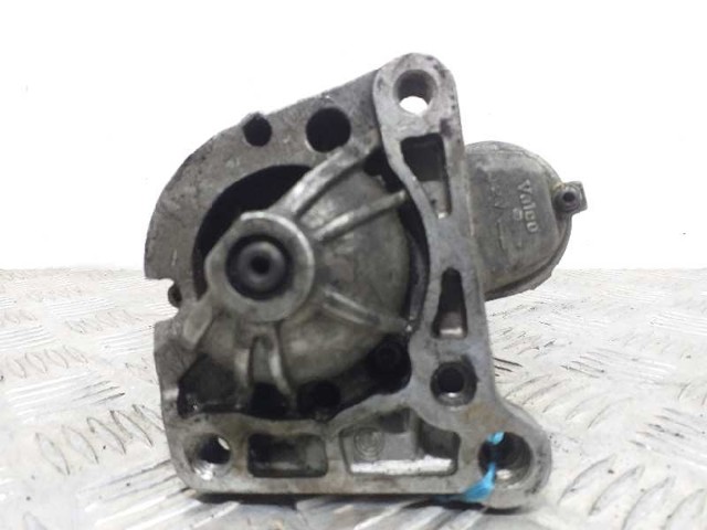 Rozrusznik 8200143045 RENAULT