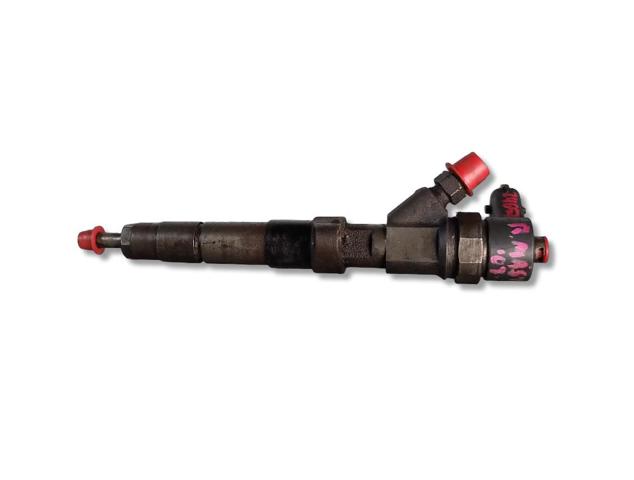 Wtryskiwacz paliwa 8200146357 RENAULT