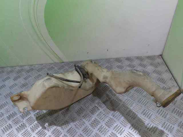 Zbiorniczek spryskiwacza szyb 8200146985 RENAULT