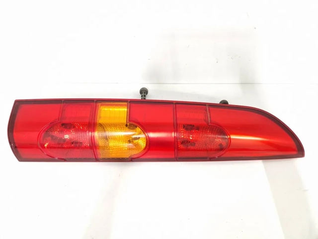 Lampa zespolona tylna lewa 8200150623 RENAULT