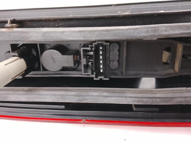 Lampa zespolona tylna prawa 8200150625 RENAULT