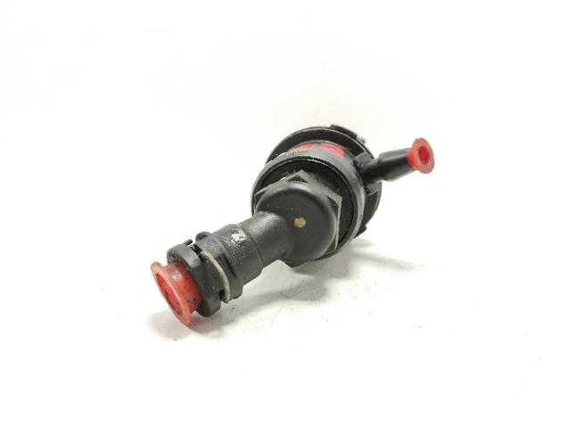 Cylinder sprzęgła główny 8200151784 RENAULT