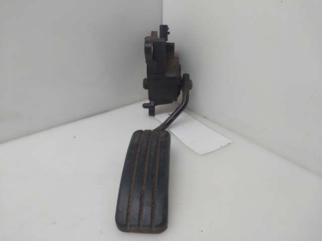 Pedał przyspieszenia (gazu) 8200153268 RENAULT