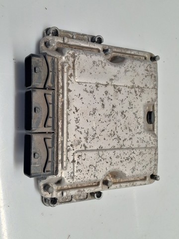Sterownik silnika 8200153946 RENAULT