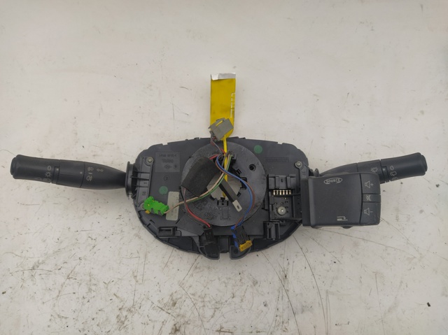 Przełącznik zespolony, w komplecie 8200155865 RENAULT