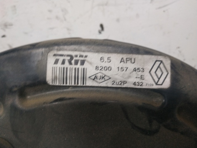 Wzmacniacz próżniowy hamulców 8200157453 RENAULT