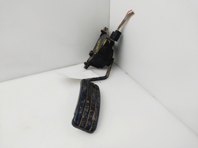 Pedał przyspieszenia (gazu) 8200159645 RENAULT
