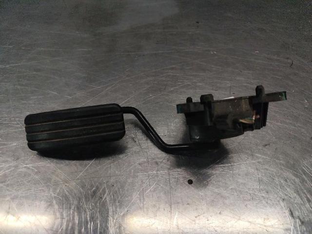 Pedał przyspieszenia (gazu) 8200159647 RENAULT