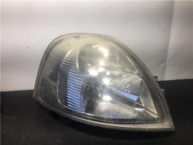 Reflektor prawy 8200163518 RENAULT