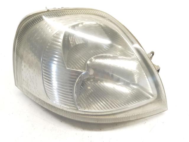 Reflektor prawy 8200163518 RENAULT