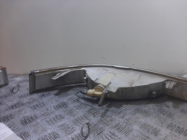 Kierunkowskaz lewy 8200163914 NISSAN