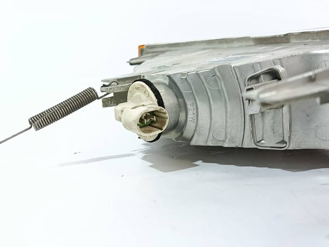 Kierunkowskaz prawy 8200163918 RENAULT