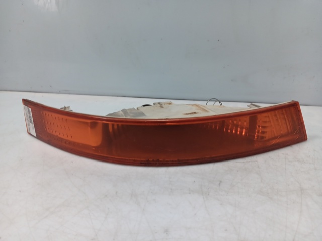 Kierunkowskaz prawy 8200163918 RENAULT