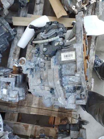 Automatyczna skrzynia biegów, kompletna 8200165228 RENAULT