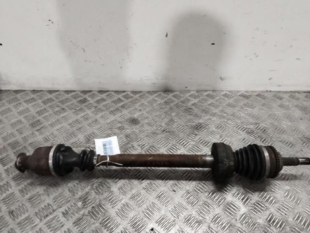 Półoś napędowa przednia prawa 8200168513 RENAULT