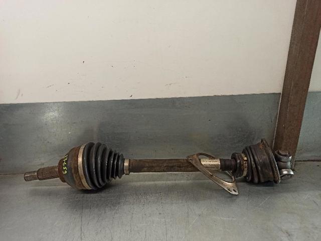 Półoś napędowa przednia lewa 8200169164 NISSAN