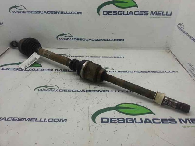 Półoś napędowa przednia prawa 8200169176 RENAULT